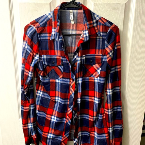 lightweight red, white, and blue flannel - Picture 1 of 1